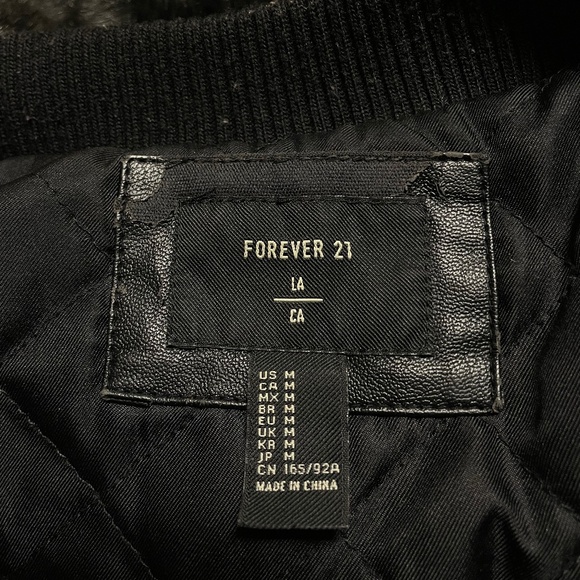 Black Faux Fur Warm Winter Coat Jacket Retro Snow Vintage Glamour - Picture 3 of 4